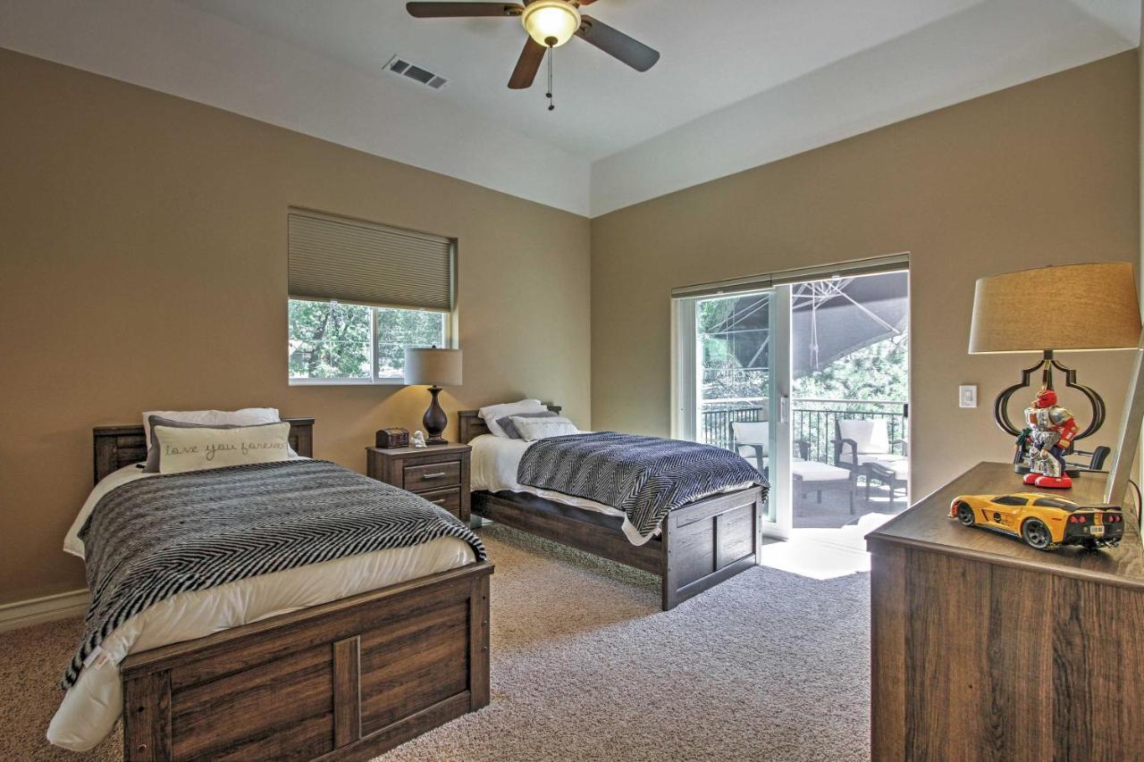 Roomy Home With Deck, 5 Mi To Lake Arrowhead Village Exterior photo